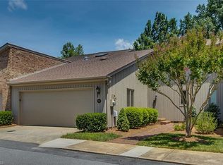 10 Ramsgate Ct, Greensboro, NC 27403