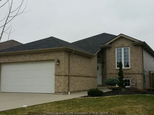 4671 Unicorn Ave, Windsor, ON N9G 3E3