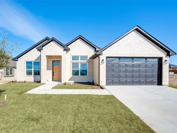 703 Bass Lake Ln, Cleburne, TX 76033