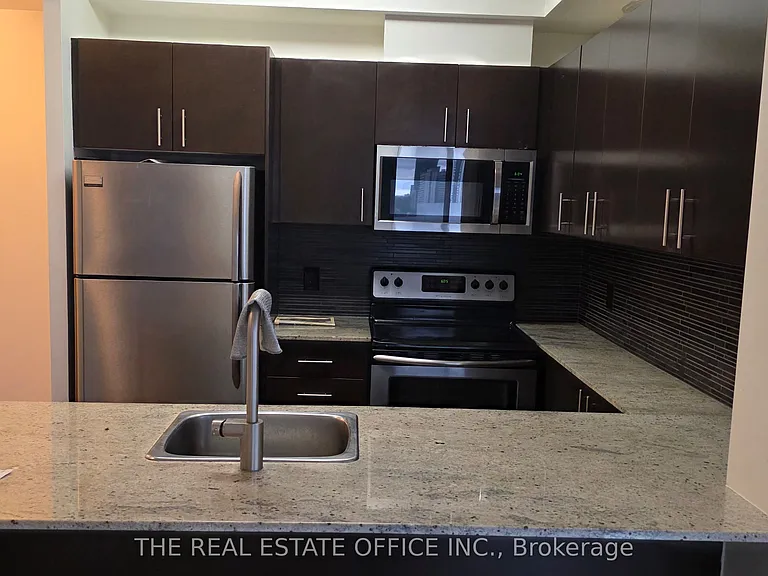 25 Cole St #1501 — Photo 19