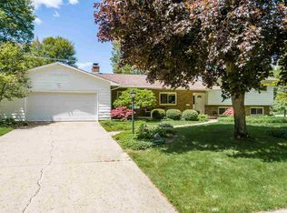 3901 Westbrier Ter, Midland, MI 48642