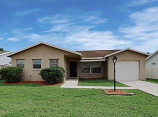 9052 SW 7th St, Boca Raton, FL 33433