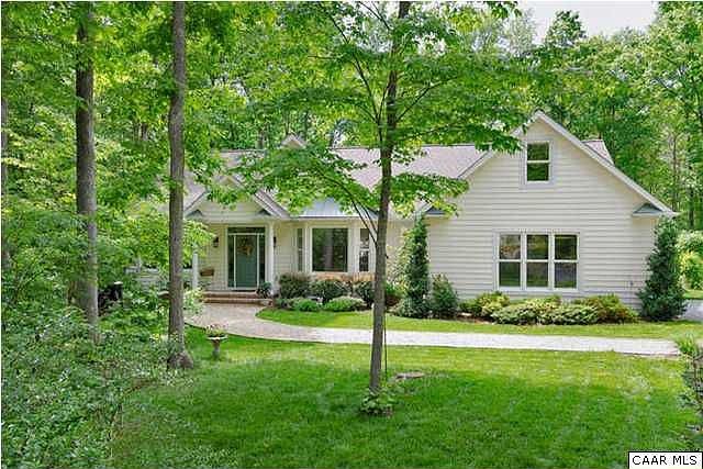 1st image of 489 Richardson Dr