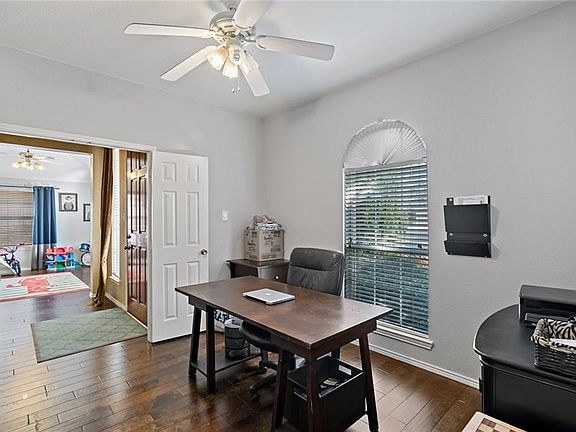 5th image of 7301 Stone Hearth Dr