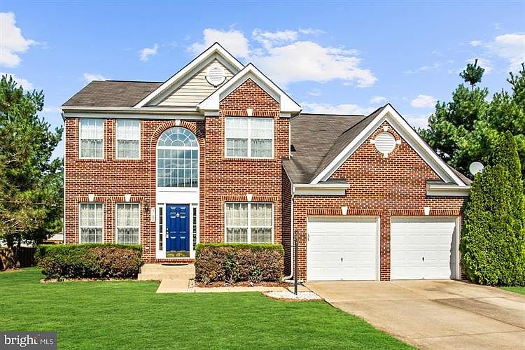 1st image of 6108 Waverly Way