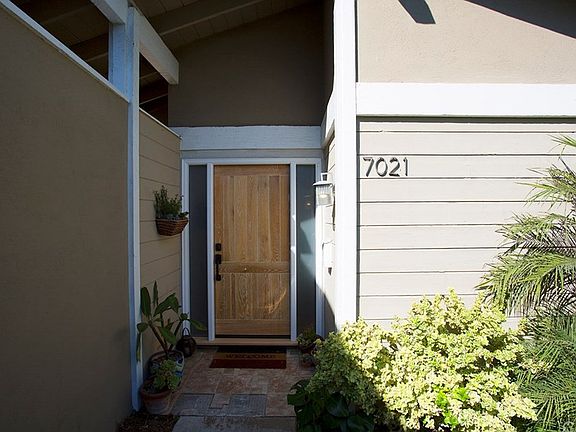 2nd image of 7021 Seawind Dr