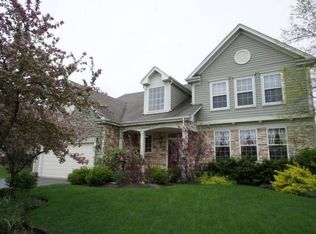 980 Cormar Dr, Lake Zurich, IL 60047