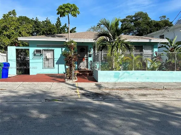 1055 SW 4th St, Miami, FL 33130