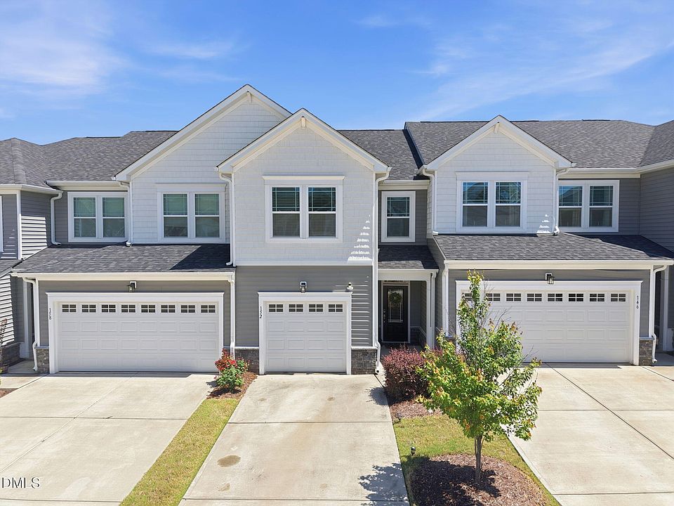 1st image of 152 Roebuck Ln