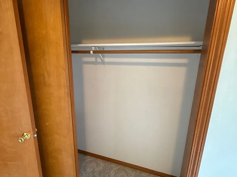 460 SE Conifer Pl — Photo 29