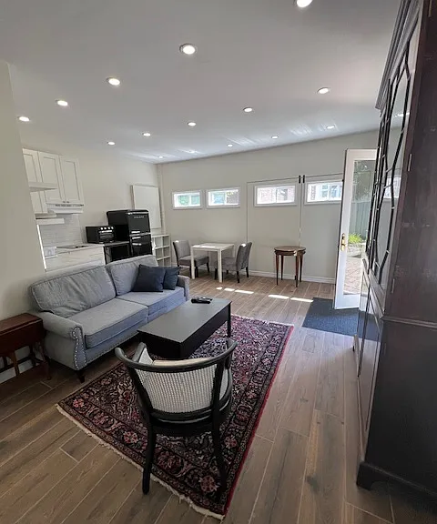 120 Crescent Rd #C — Photo 3