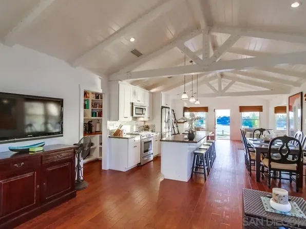 3335 Riviera Dr, San Diego, CA 92109