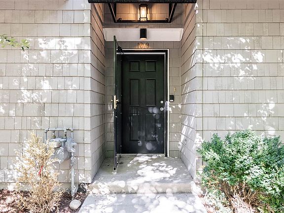 3rd image of 1619 N Franklin Street