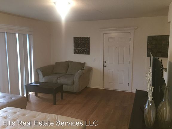 2nd image of 3955 Warwick Blvd APT 3