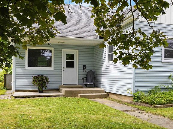 2nd image of 451 Princess St
