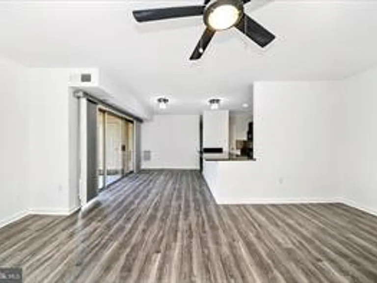 12202 Braxfield Ct #16/228 — Photo 9