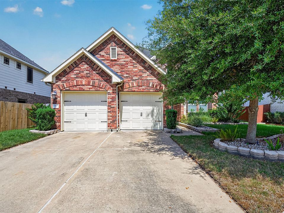 1st image of 2503 Golf Ridge Cir