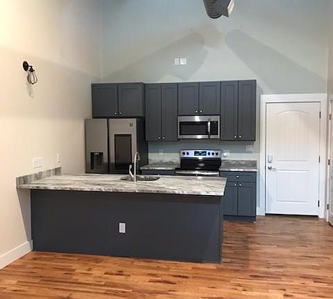 3rd image of 2315 Park Ave #2D