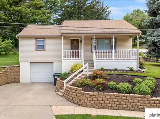 3052 S 46th Ave, Omaha, NE 68106