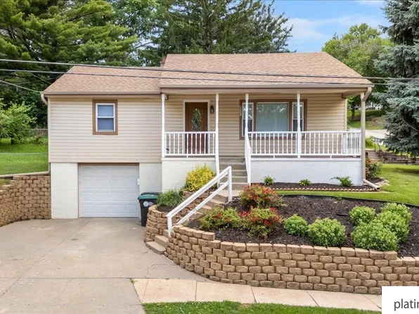 3052 S 46th Ave, Omaha, NE 68106