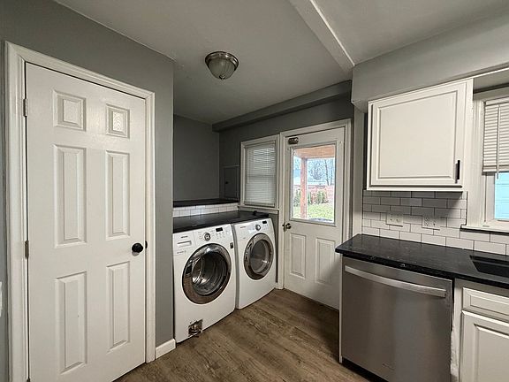 4th image of 390 Victor Ave