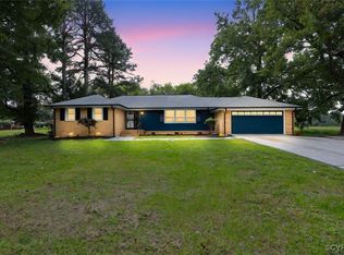 20412 Woodpecker Rd, South Chesterfield, VA 23803