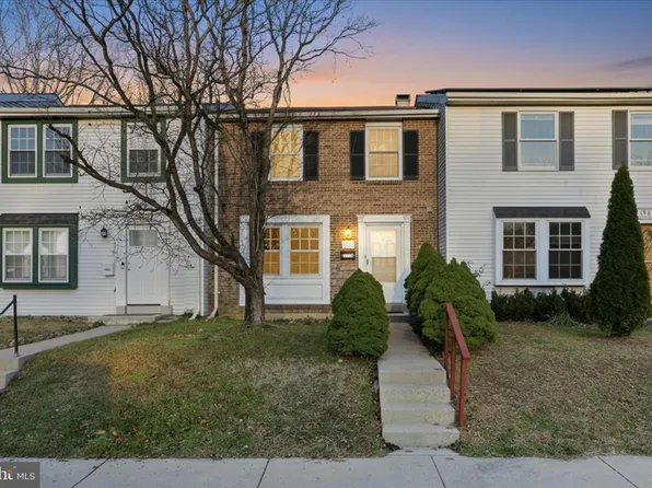 19847 Wheelwright Dr, Gaithersburg, MD 20886