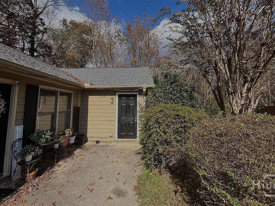 1st image of 170 Fair Oaks Dr