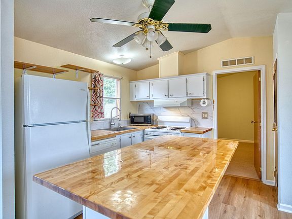 5th image of 10601 Audrey St #265