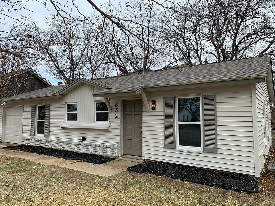 1st image of 632 Livingston Dr