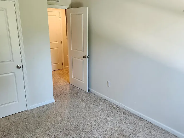 112 Sickler Ct — Photo 18