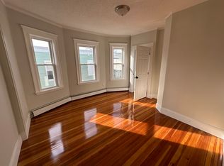 41 Temple St #2, Somerville, MA 02145