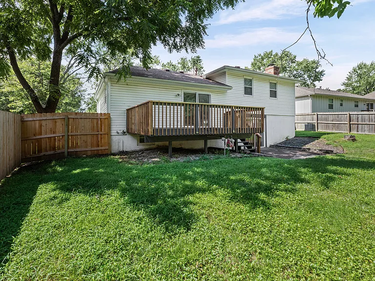 12813 S Sycamore St — Photo 31