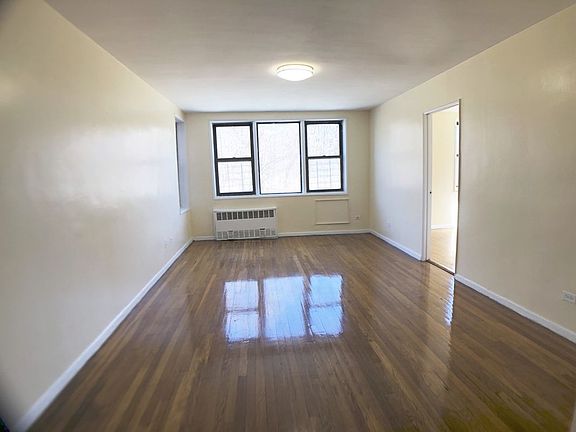 5th image of 6645 Broadway APT 5J