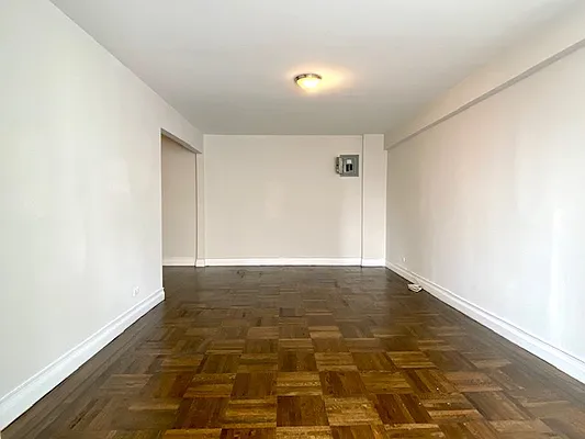 Rented by Metropolitan Equities | media 11