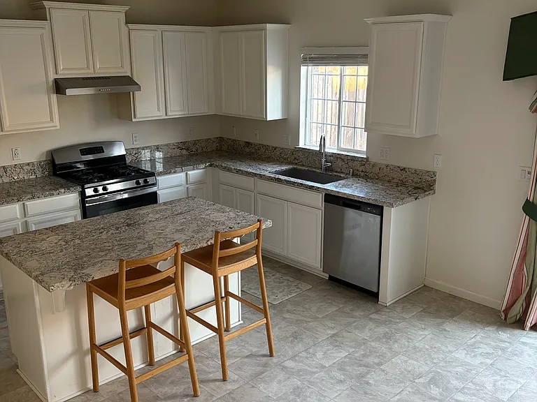 3041 Sky Watch Way — Photo 5