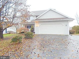 22 Foxchase Ln #L-0011, Lebanon, PA 17042