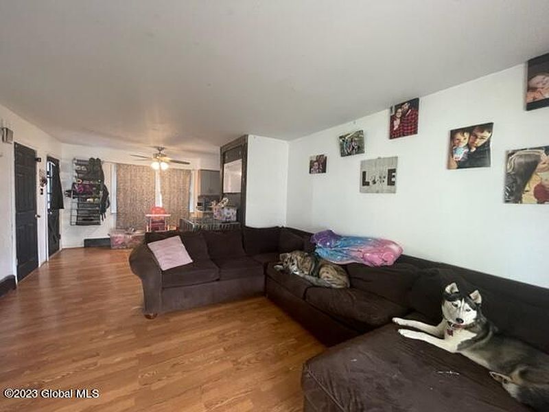 3rd image of 1031 Alheim Drive