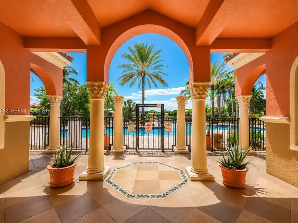 4402 SW 160th Ave APT 934, Miramar, FL 33027