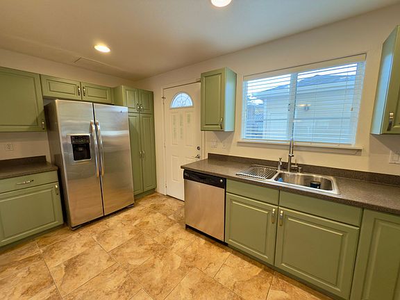 5th image of 1150 Kakala St APT 1003
