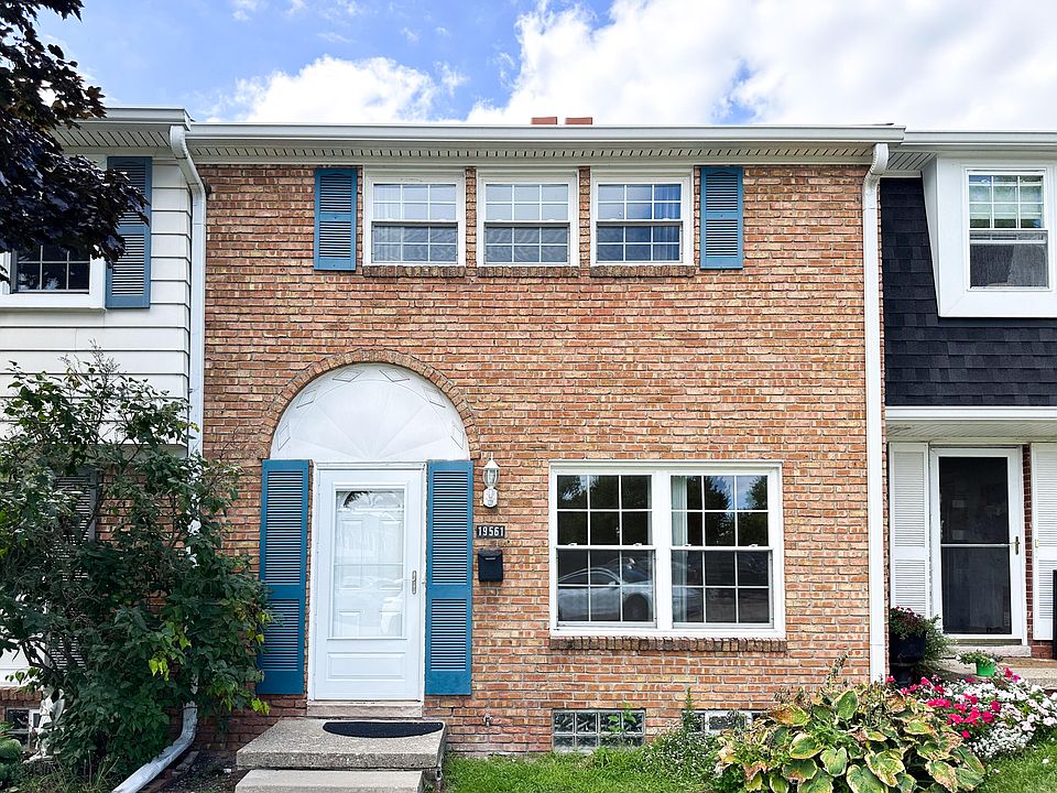 1st image of 19561 Mariner Ct