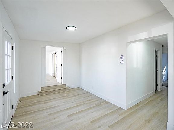 4th image of 3123 Congress Ave