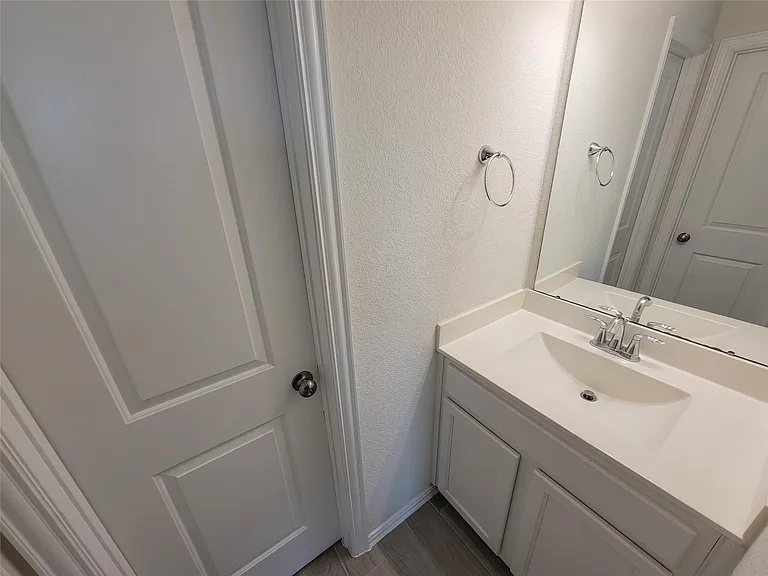 28638 Monarch Cliffs Dr — Photo 40