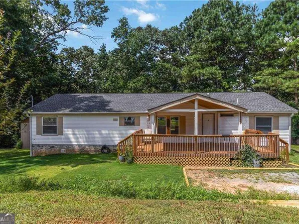 5105 Waterfront Dr SE, Acworth, GA 30102