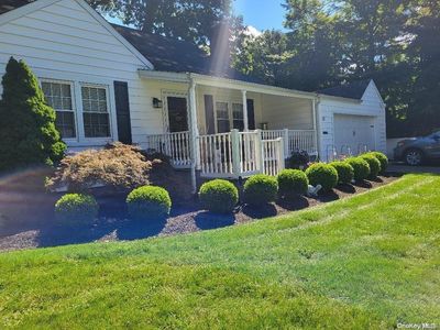 15 Birch Drive, Huntington Station, NY, 11746