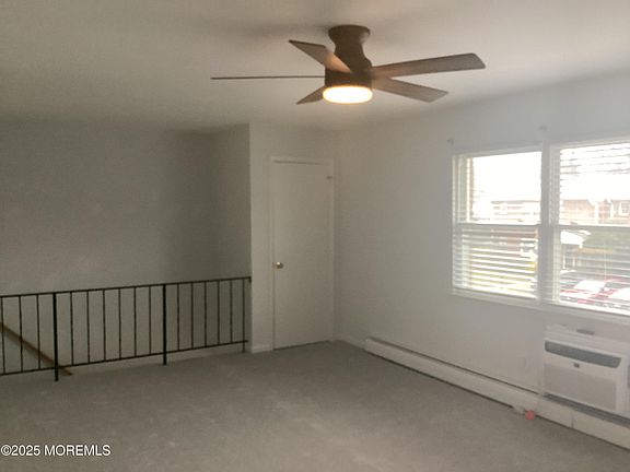 3rd image of 25 King James Ln