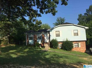 2806 Arrowhead Cir NE, Birmingham, AL 35215