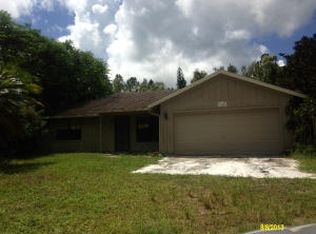 16086 E Edinburgh Dr, Loxahatchee, FL 33470