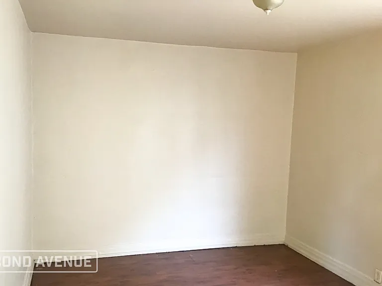 12436 S Princeton Ave — Photo 7