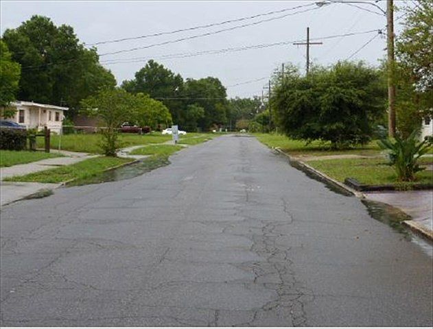 2nd image of 1237 Elinore Dr